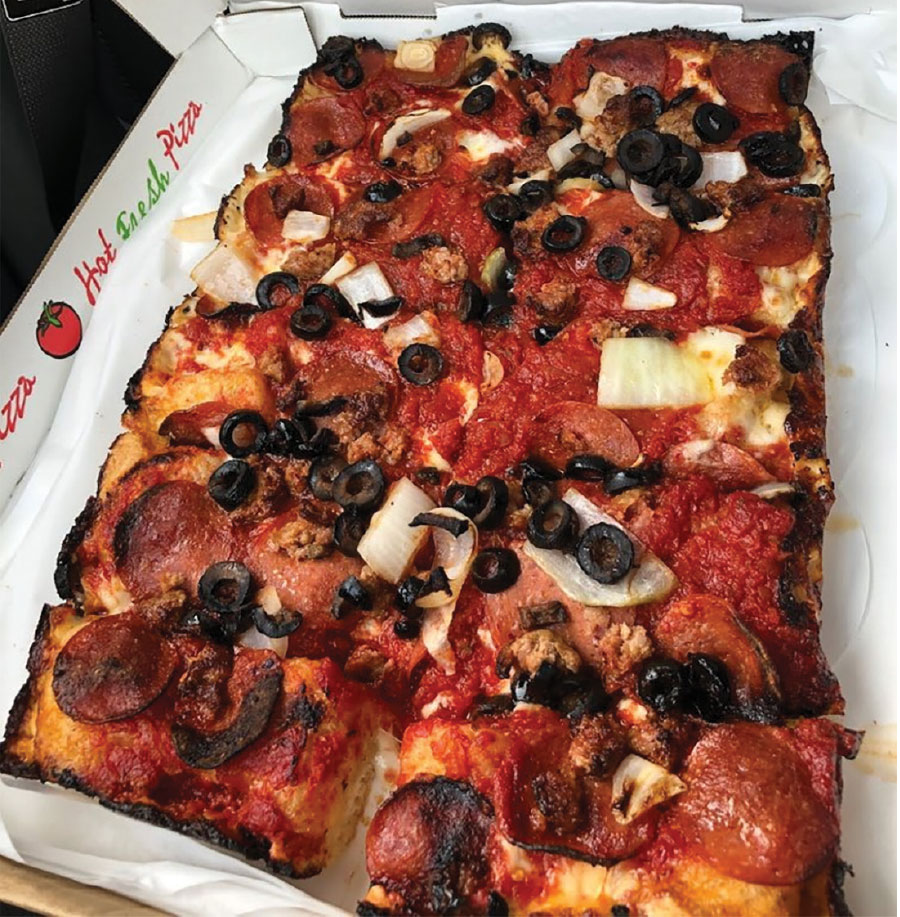 Benny's Classic Pizza